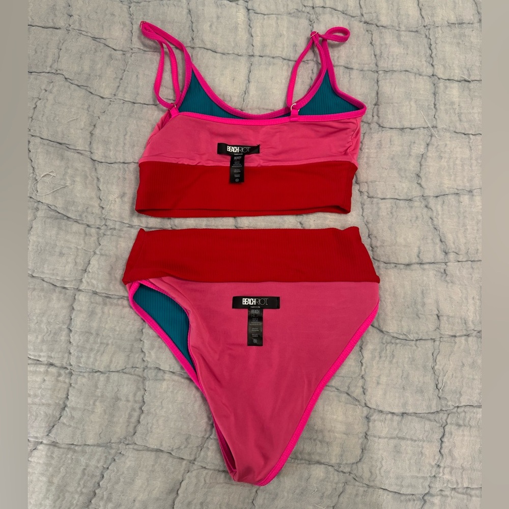 Beach Riot Swimsuit - Picture 4 of 5